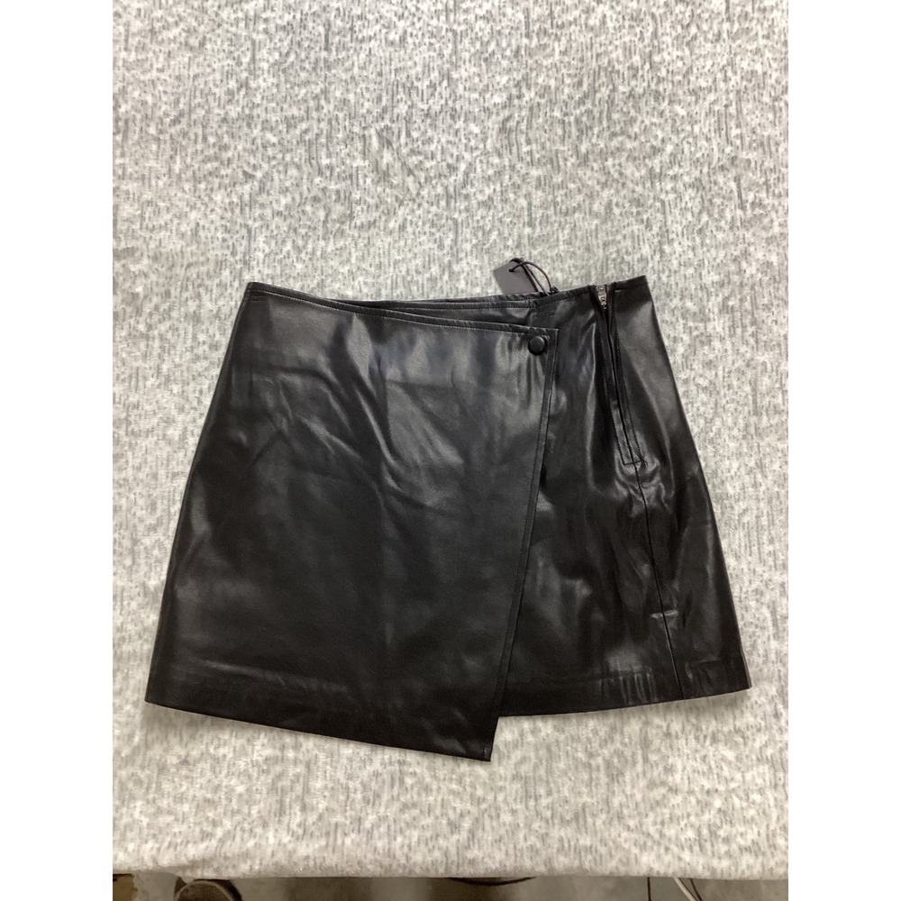 BlankNYC Black Faux Leather‎ Asymmetric Wrap Mini Skirt Size 29 01GB0847MX NWT